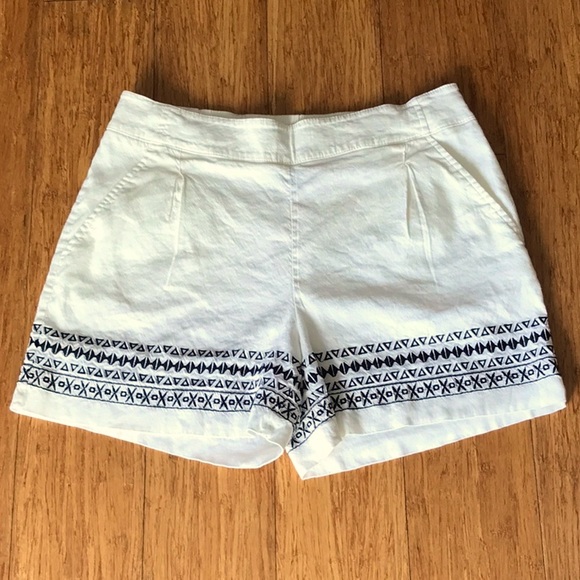 Apt 9 Linen Cream with Black Stitch Detail Shorts Size Medium - Picture 1 of 11